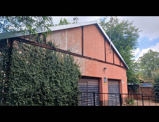 5 BEDROOM HOUSE FOR SALE IN CLAYVILLE